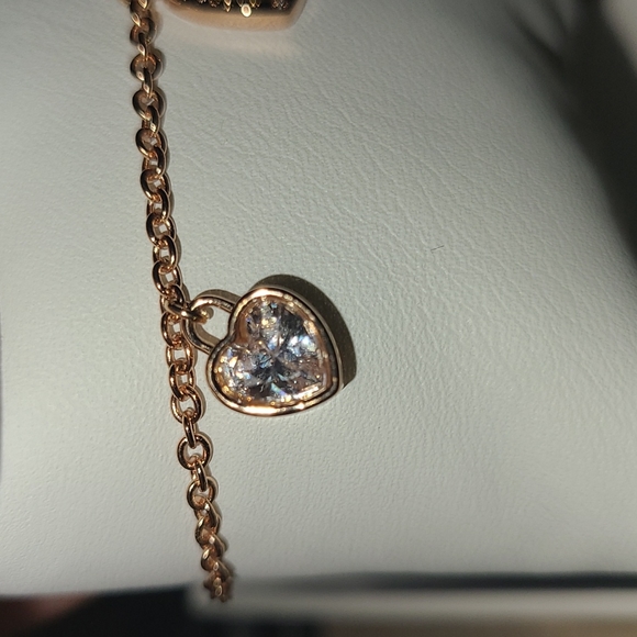 Michael Kors Charm Bracelet in rose gold - Picture 2 of 5